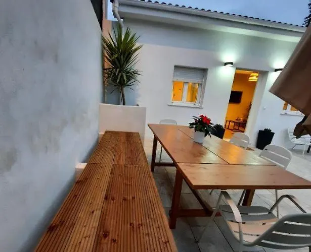 Сasa de vacaciones La Perillana. Entre Lo Rural Y Lo Urbano Avilés